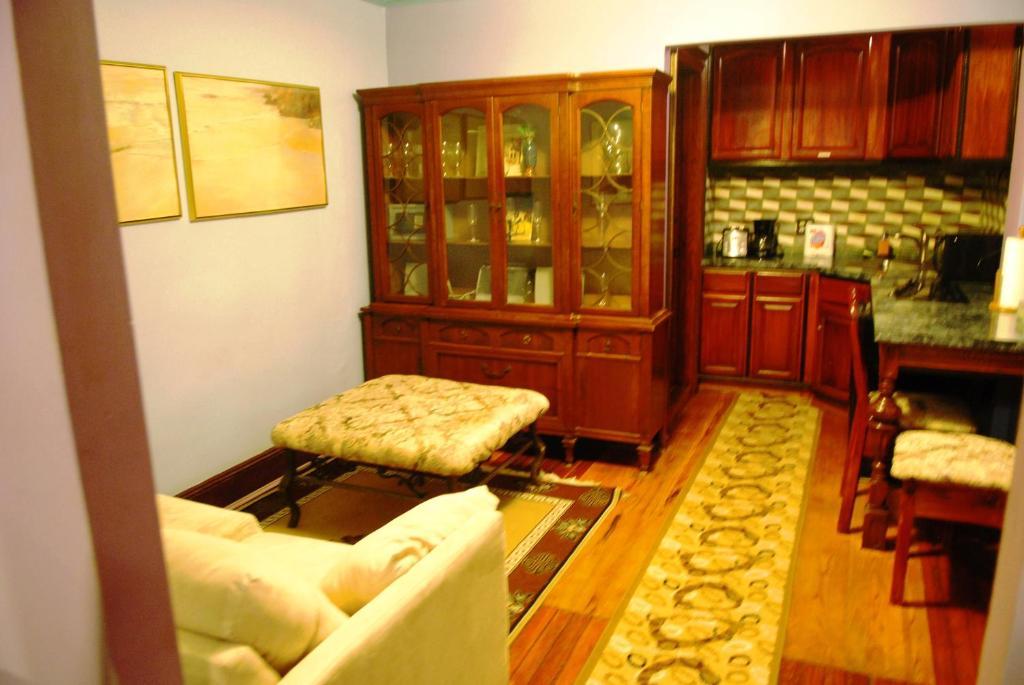 Deluxe Suite,63132808:JPEG