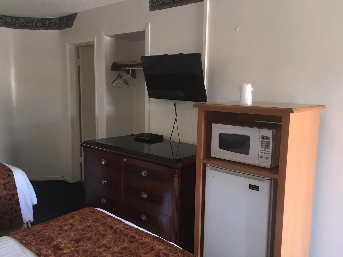 Standard Queen Room with Two Queen Beds