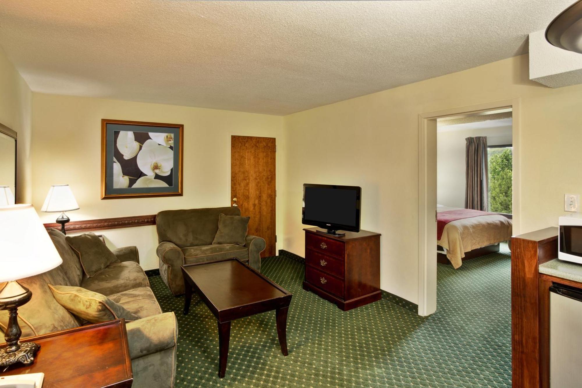 King Suite Non-Smoking