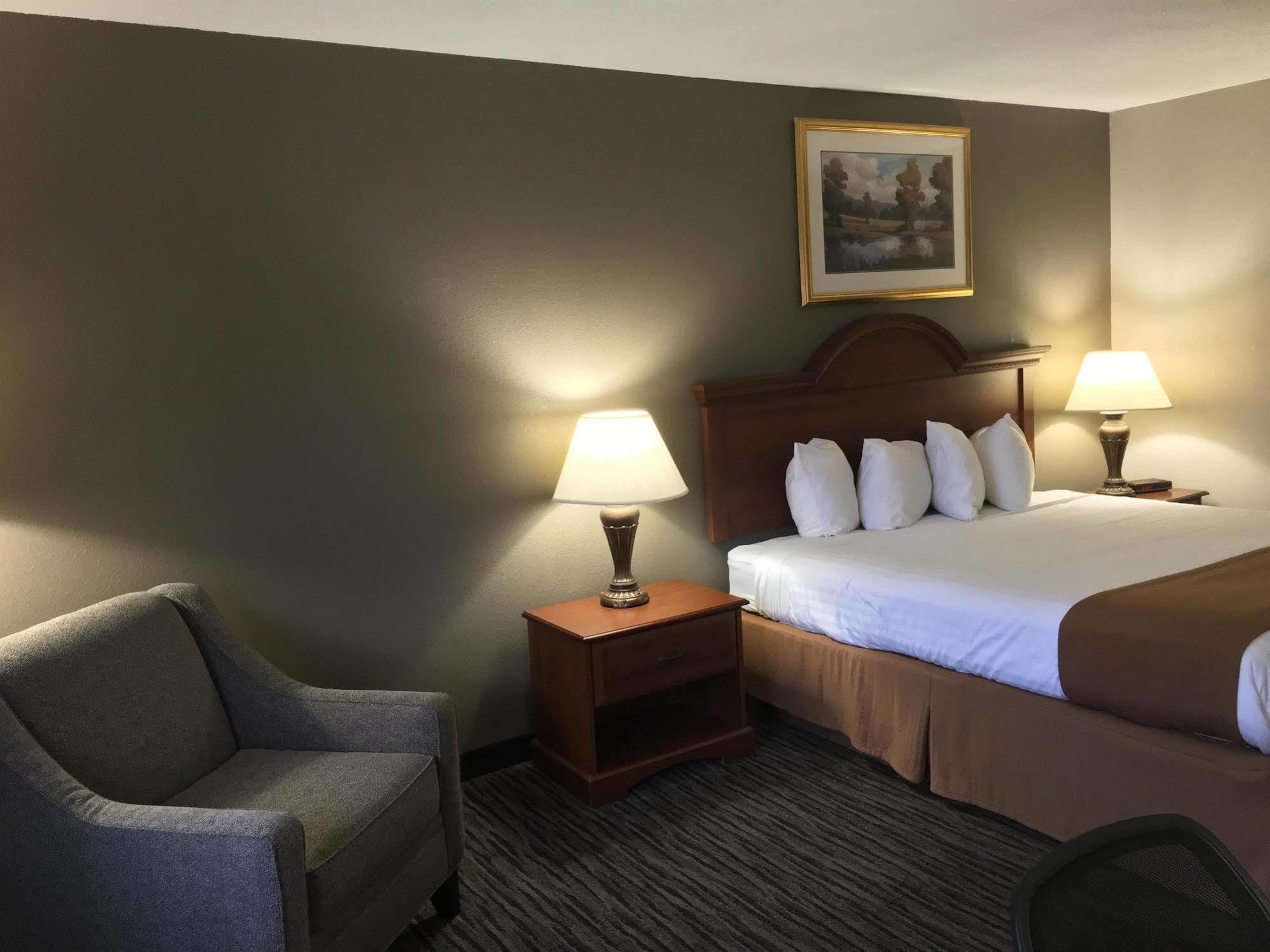 Executive King Room - Non-Smoking
