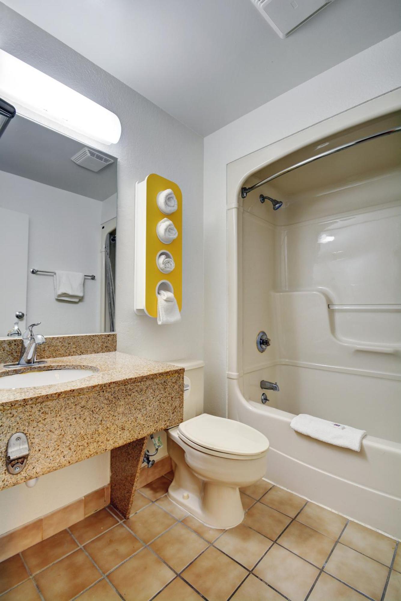 Quarto Queen com 2 Camas Queen-size - Não Fumador