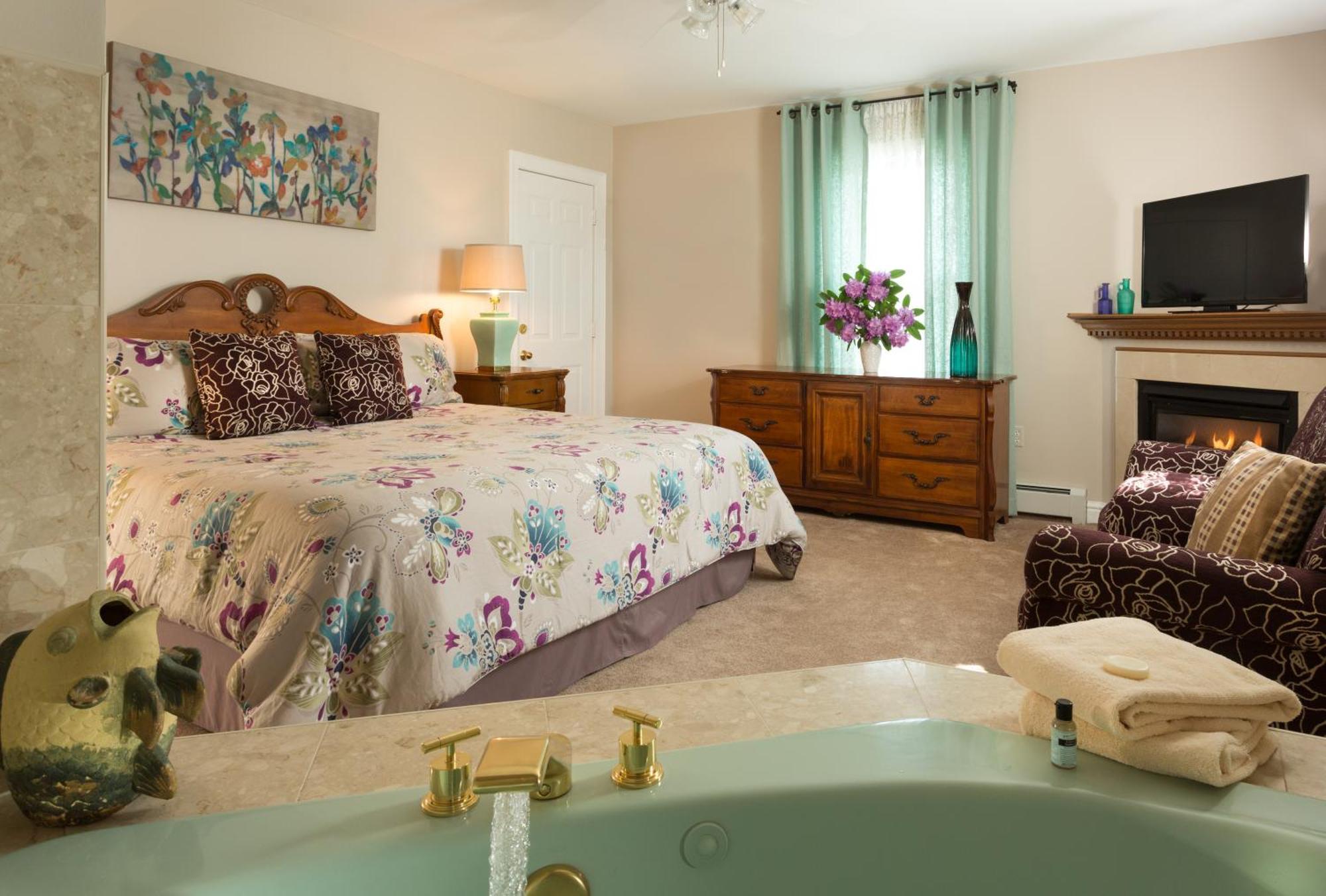 King Suite,710914558:JPEG