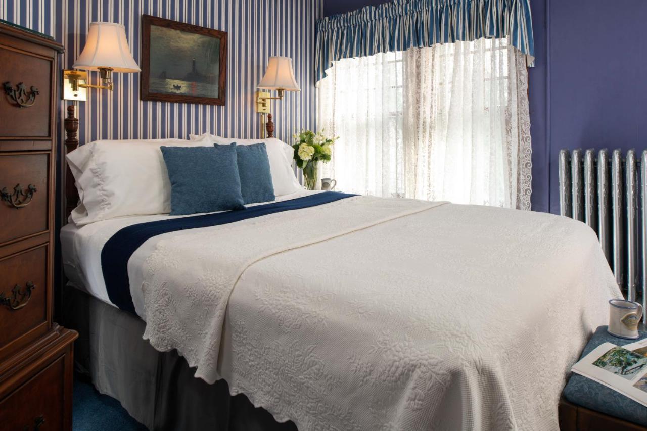 Queen Room,718749403:JPEG