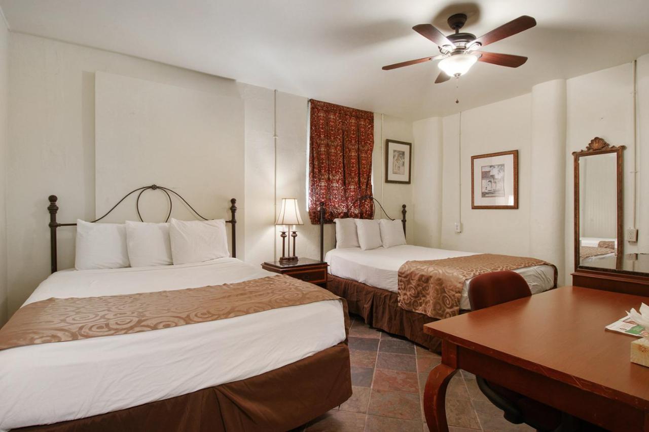 Deluxe Double Room,1618283299:JPEG