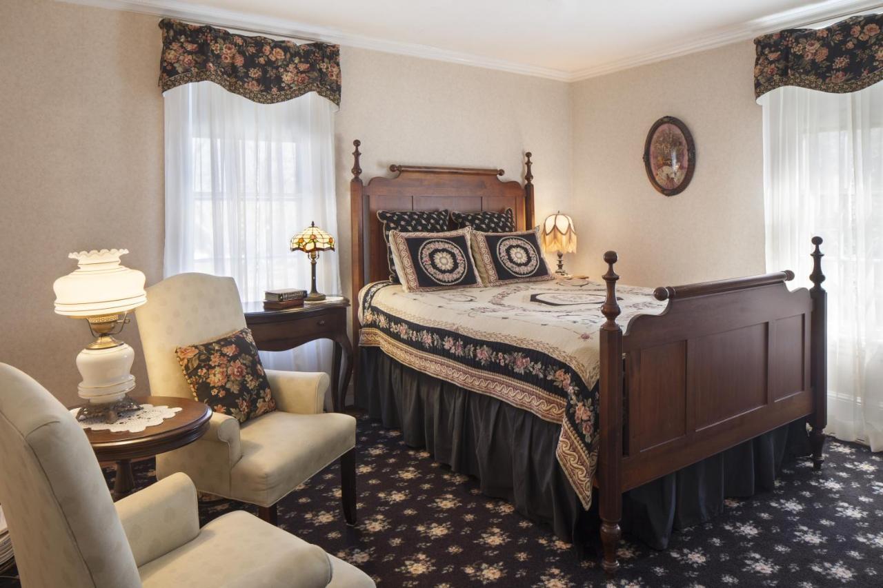 Dr. Lombard Jones Room