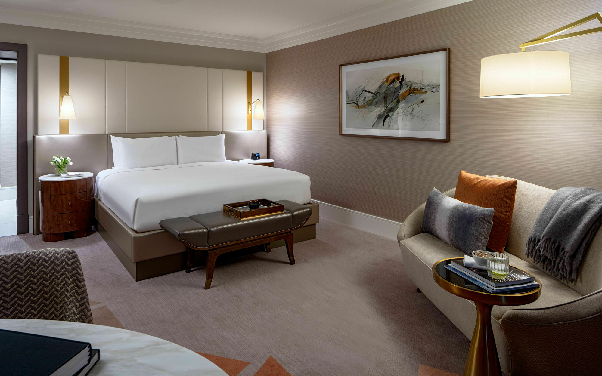 Deluxe King Room,1641743824:JPEG