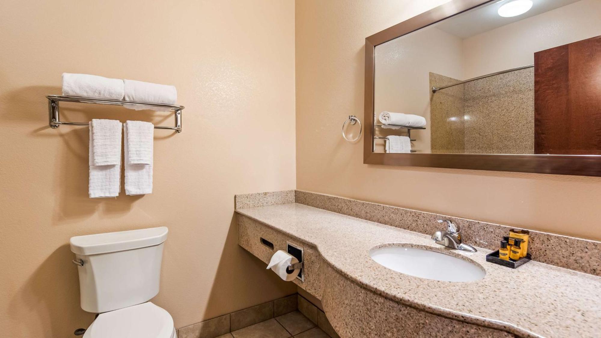 Queen Suite with Two Queen Beds
