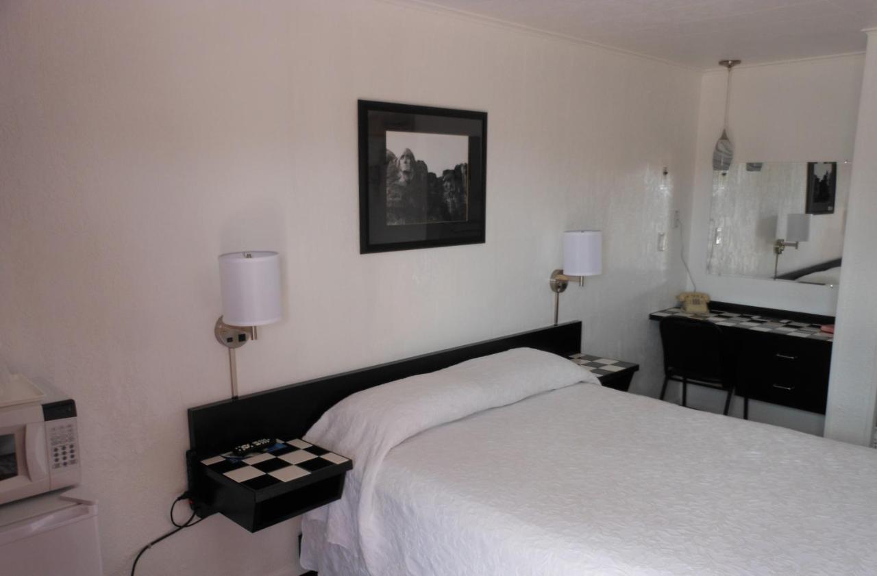 Standard Queen Room,685764843:JPEG