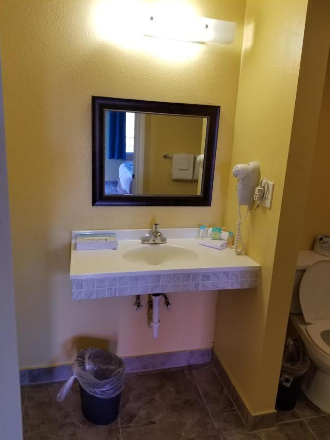 Single Room Disability Access,63831091:JPEG
