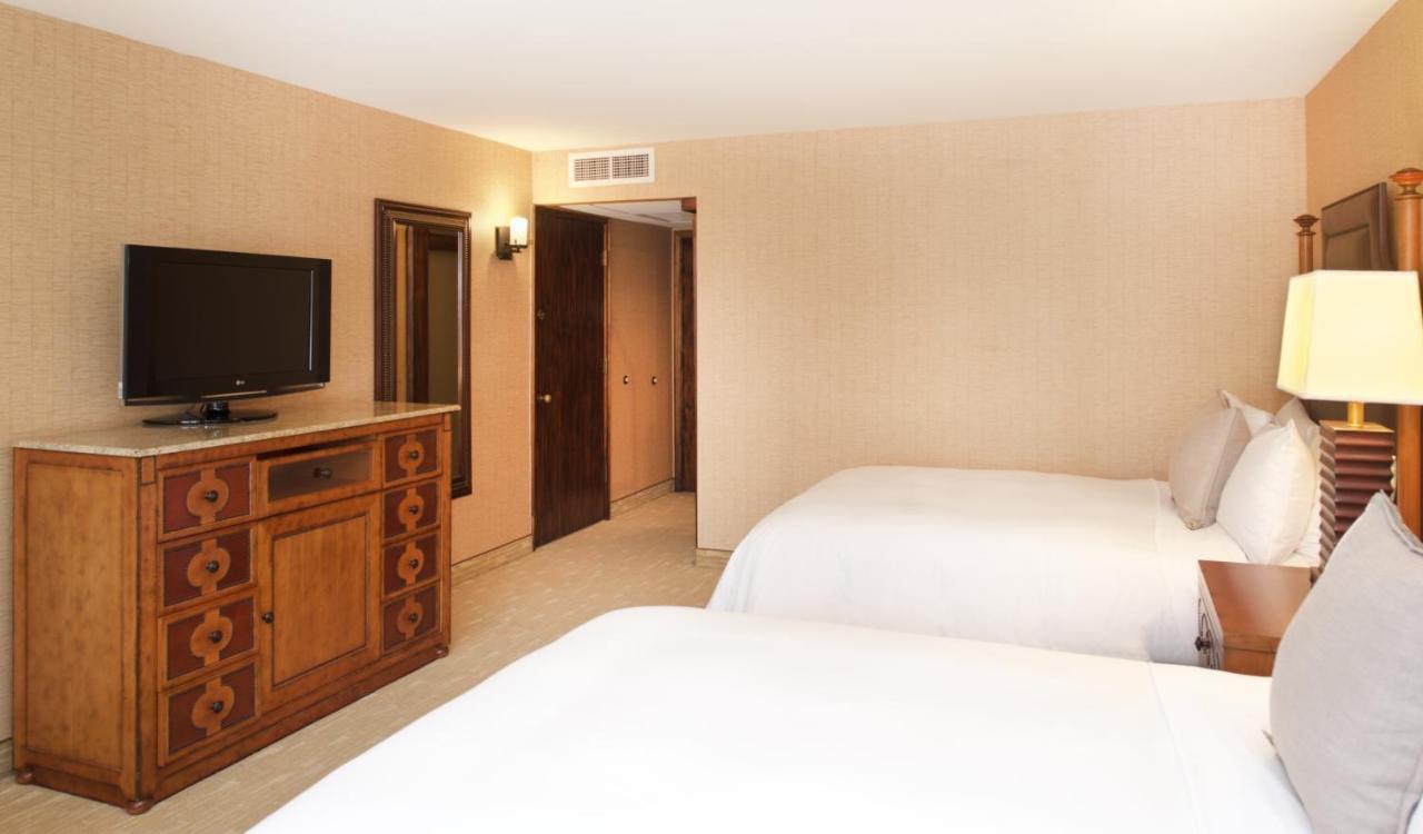 Standard Queen Room with Two Queen Beds