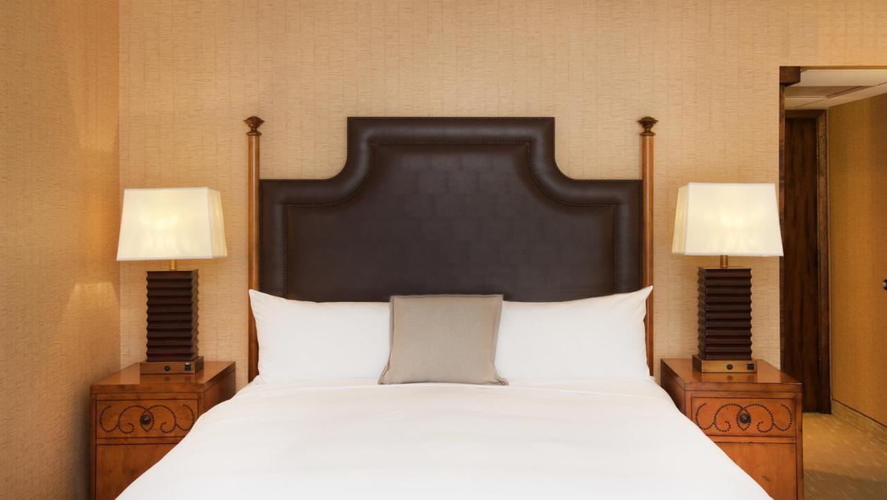 Standard King Room with Sofa Bed