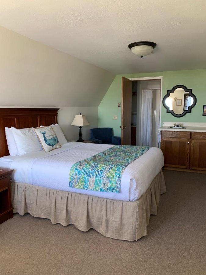 Queen Room with Sea View
