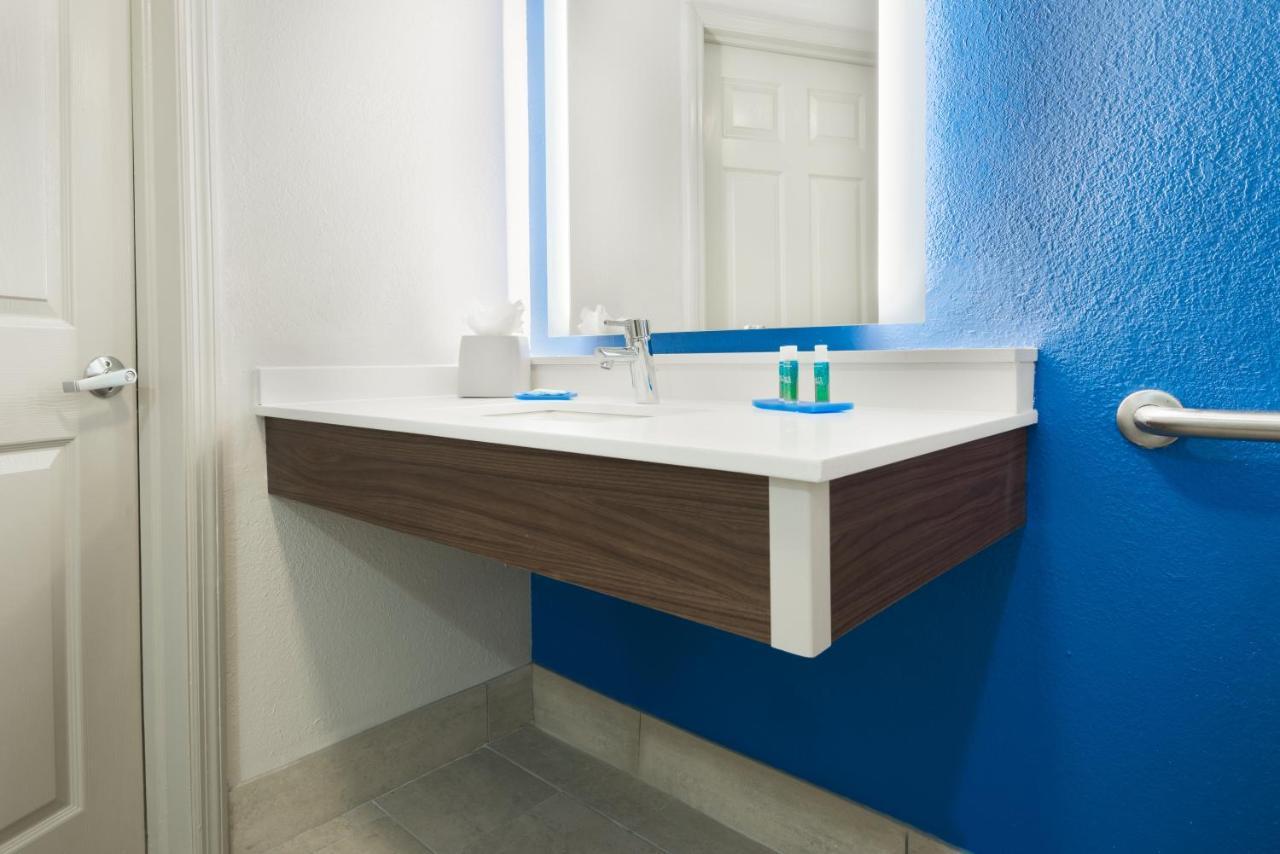Quarto Queen com Acesso a Pessoas com Mobilidade Condicionada