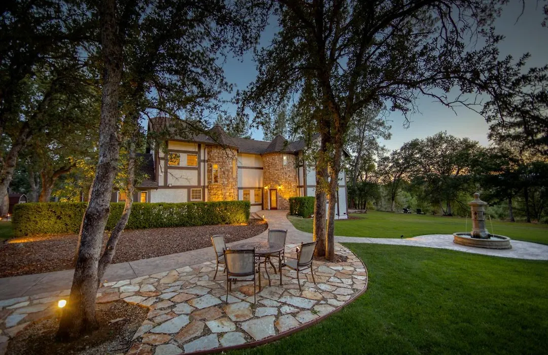 Hope Inn Redding-1