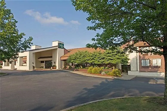 Holiday Lodge Hotel-1