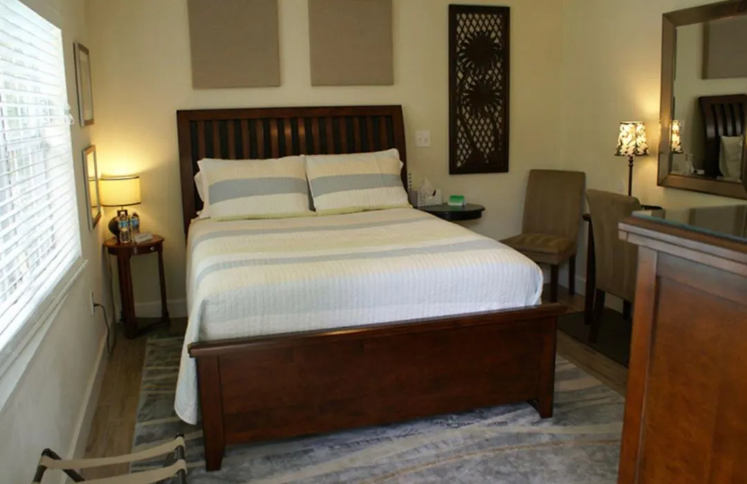 Island Sands Inn-1