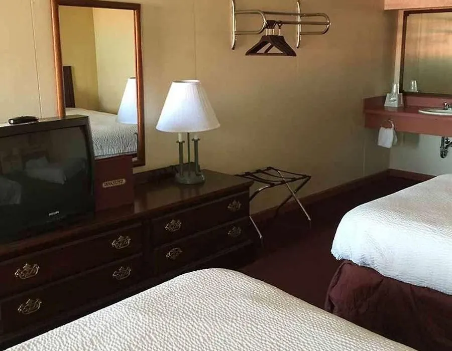 Astoria Hotel Danville West-1