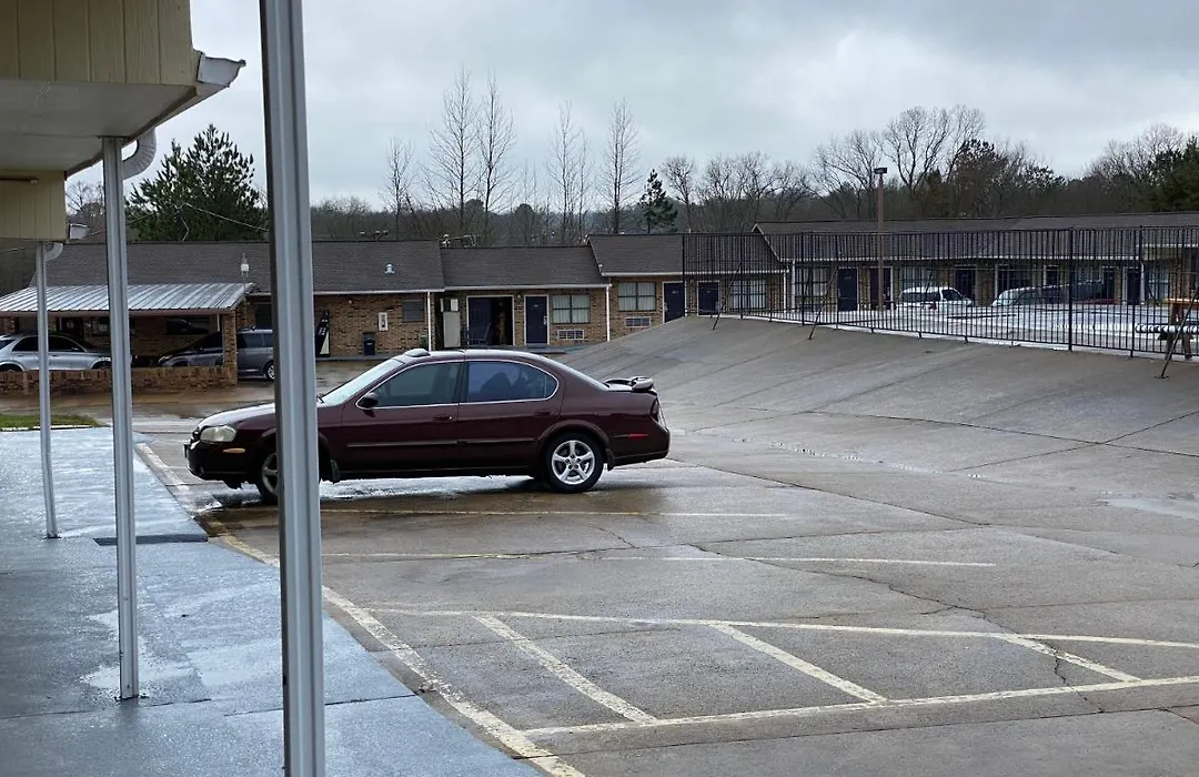 Town House Motel-1