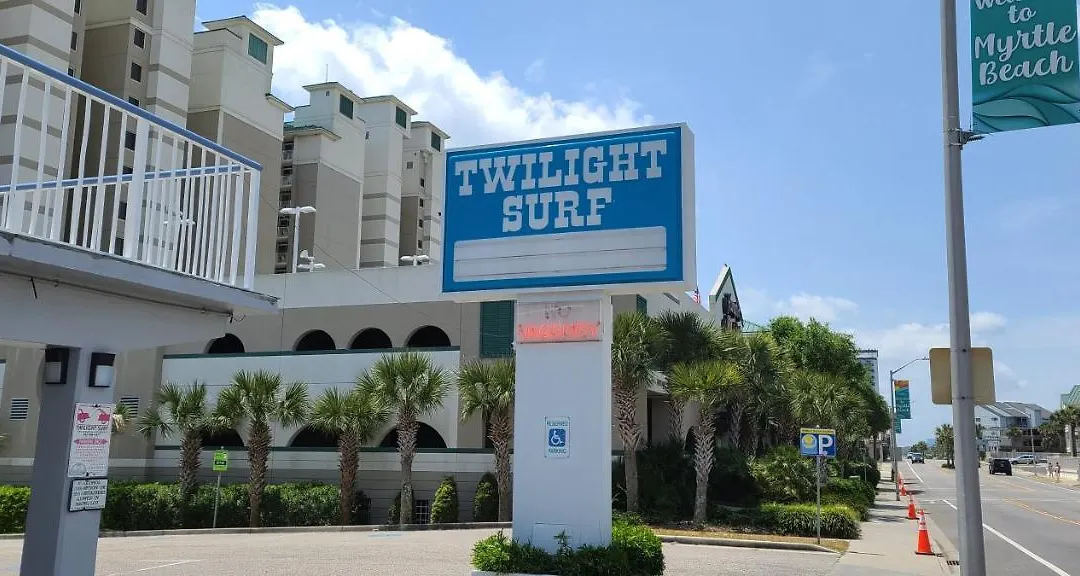 Oceanfront Twilight Surf Hotel-1
