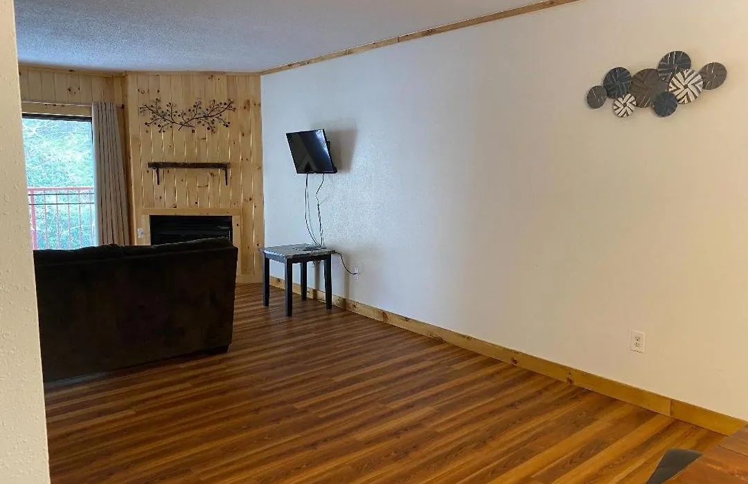 Zoders Inn And Suites-1