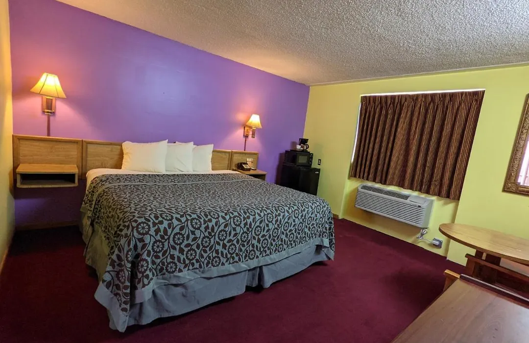 Great Plains Budget Inn-1