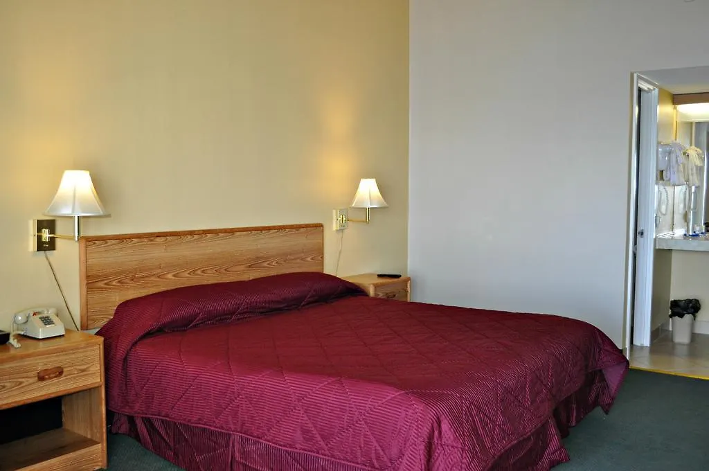 Bradford Inn And Suites-1