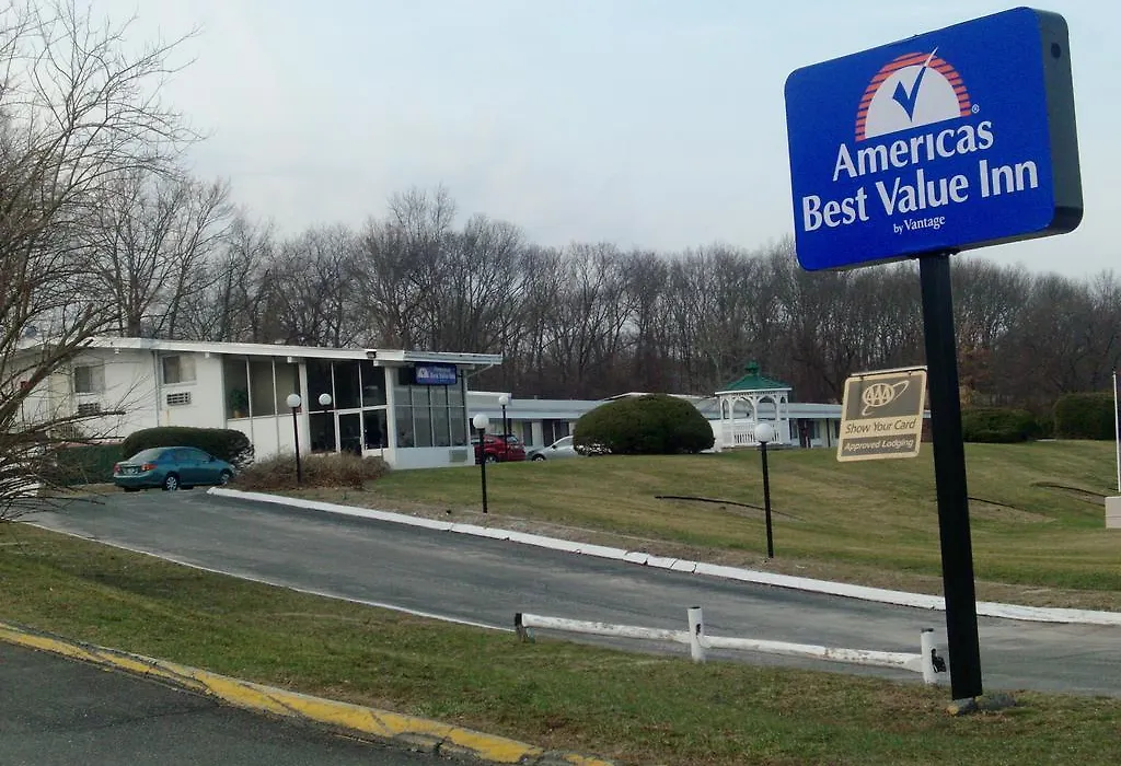 Americas Best Value Inn-1