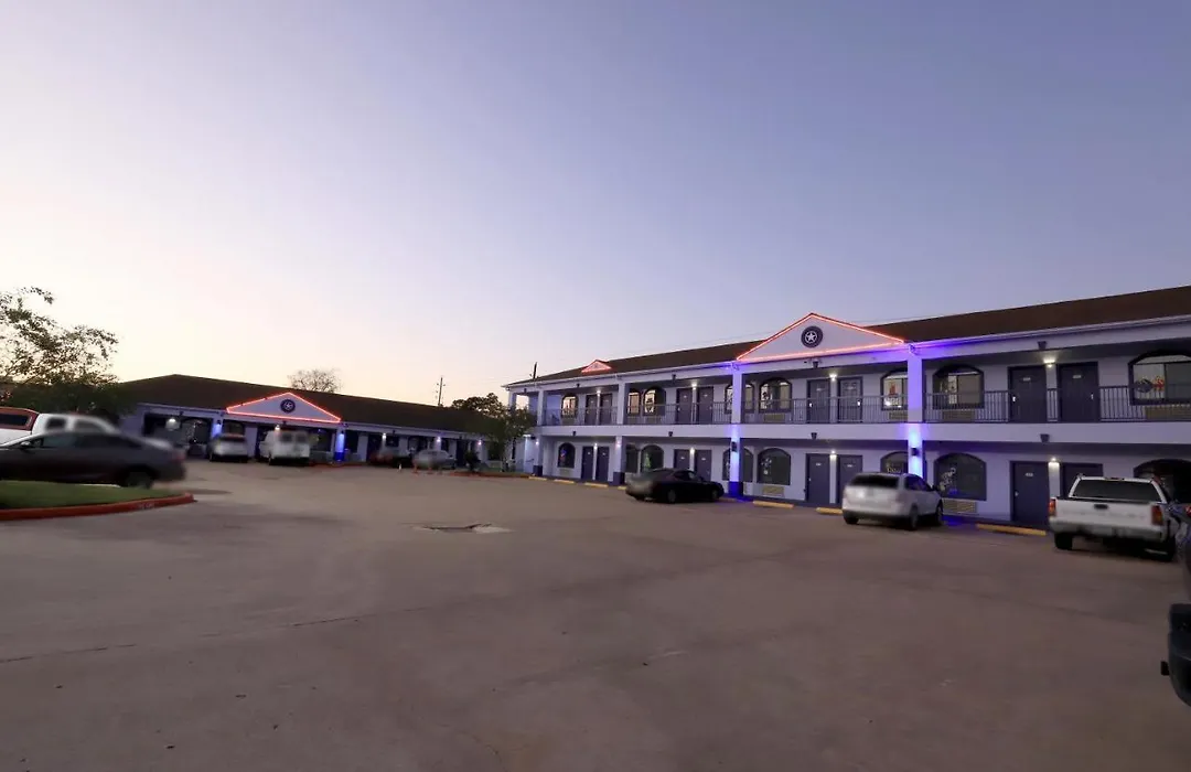 Scottish Inn And Suites Houston-Jones Road-1