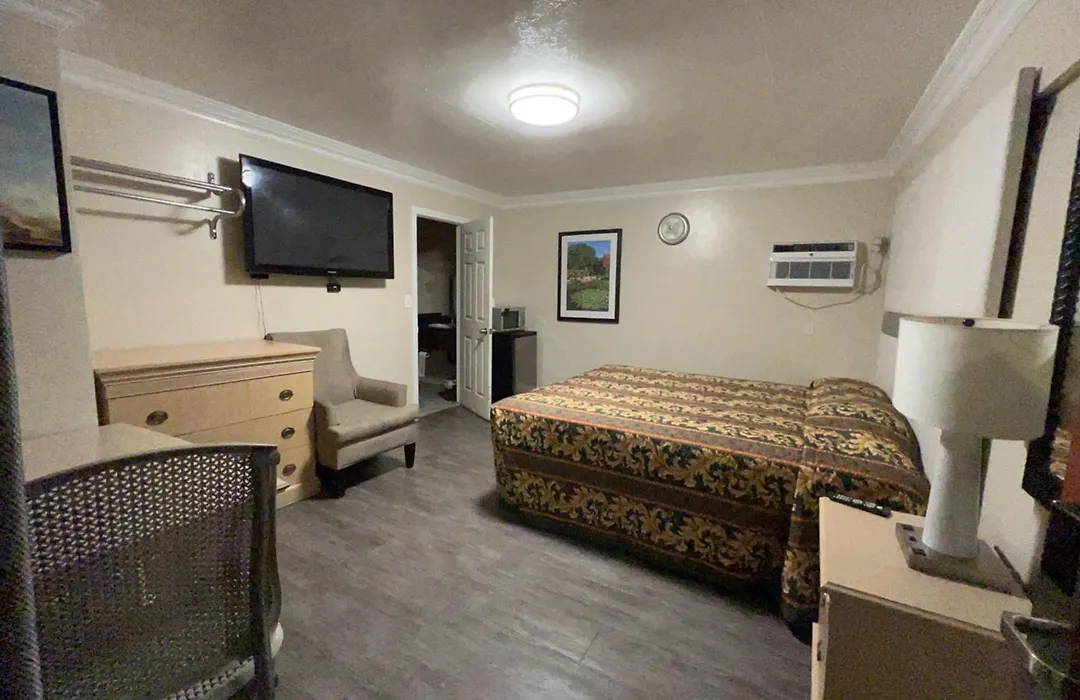 Flamingo Motel Oxnard-1