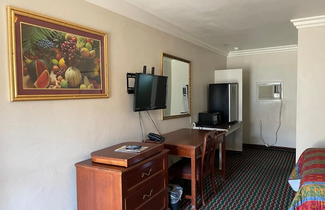Homestead Motel-1
