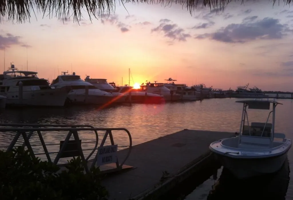 Legacy Harbour Hotel & Suites-1