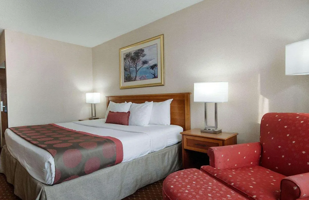 Rodeway Inn Indianapolis I-70-1