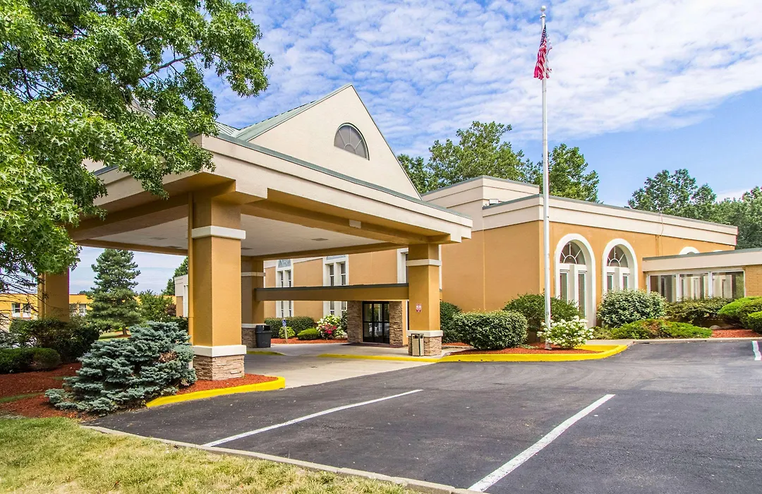 Econo Lodge Wickliffe - Cleveland East-1
