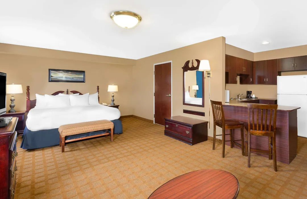Microtel Inn & Suites By Wyndham Starkville-1