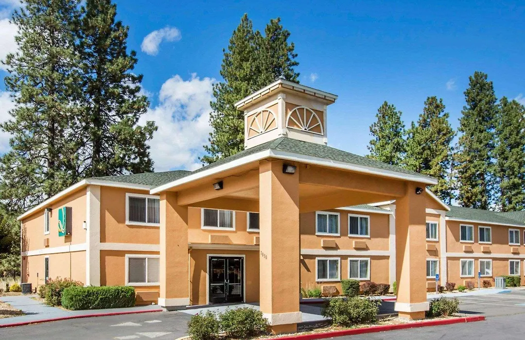 Quality Inn & Suites Weed-1