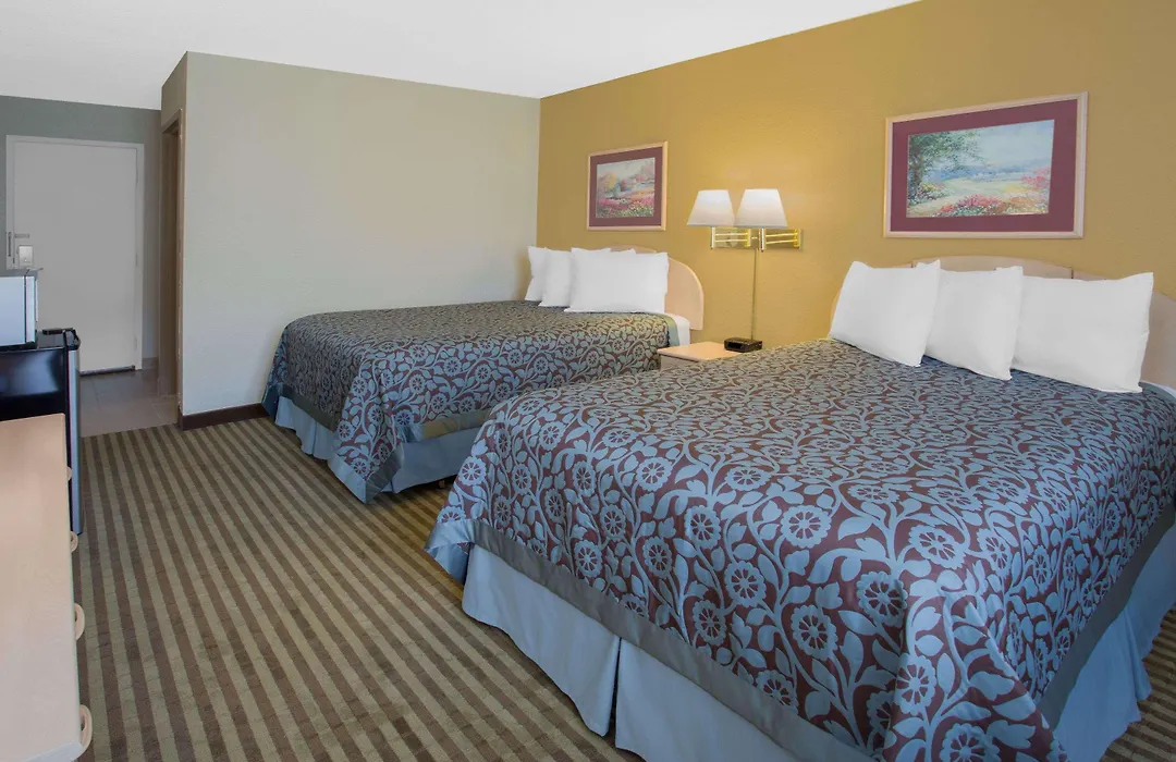 Days Inn By Wyndham Princeton-1