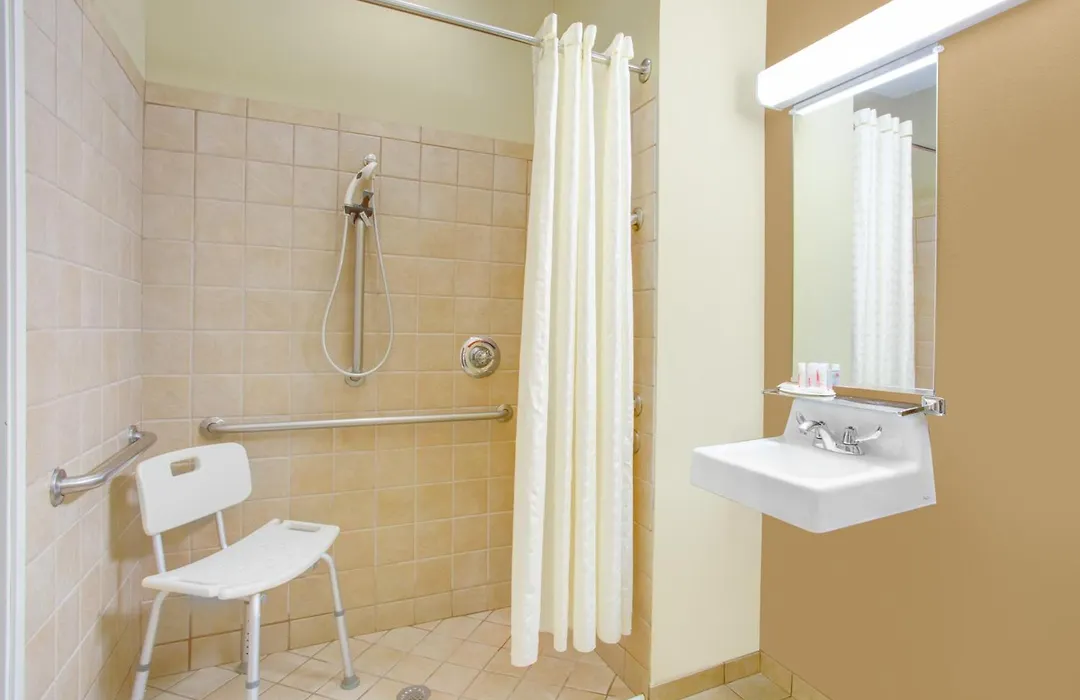 Microtel Inn & Suites By Wyndham Harrisonburg-1