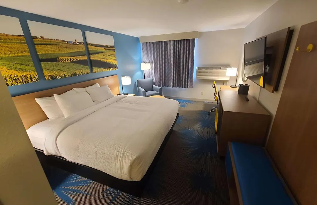 Days Inn By Wyndham Johnson Creek-1