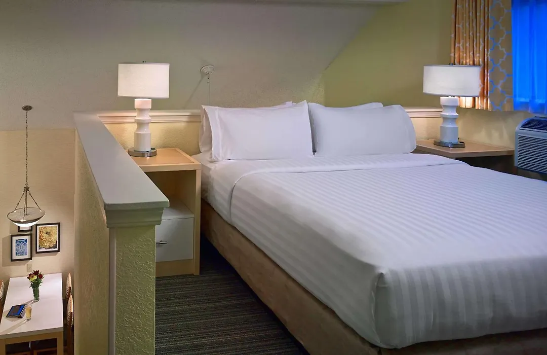 Sonesta Es Suites Providence - Airport-1
