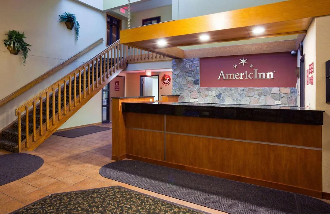 Americinn By Wyndham Fargo West Acres-1