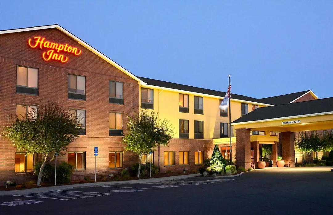 Hampton Inn Medford-1