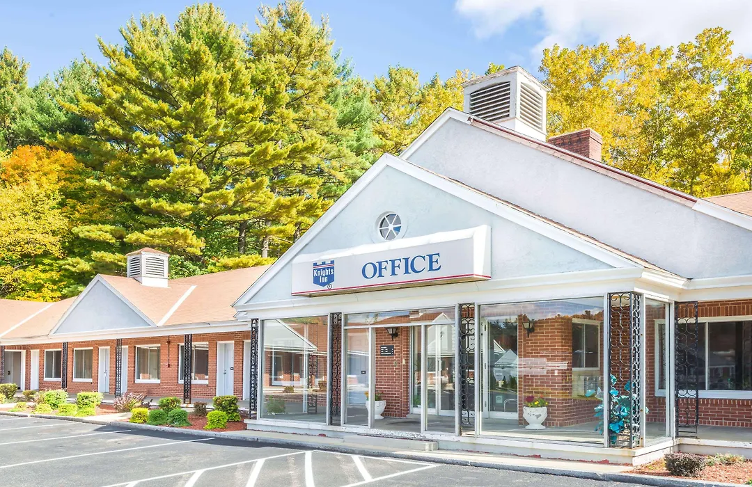 Knights Inn Lenox-1