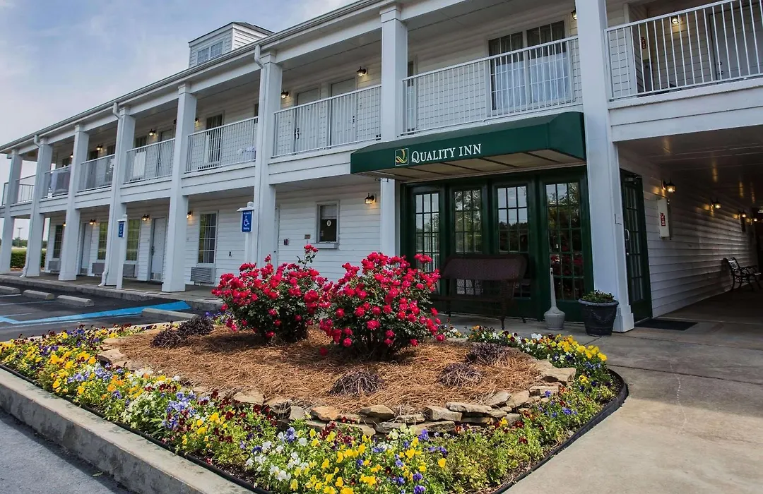 Quality Inn Waynesboro-1