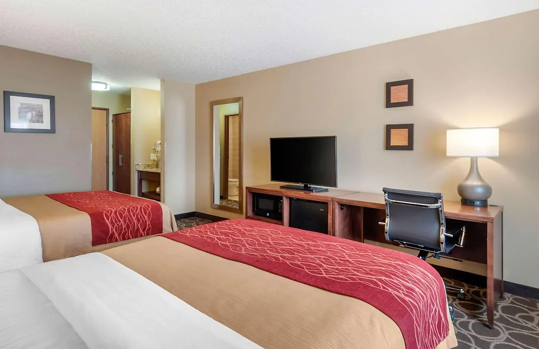 Comfort Inn Dyersville Near The Field Of Dreams-1