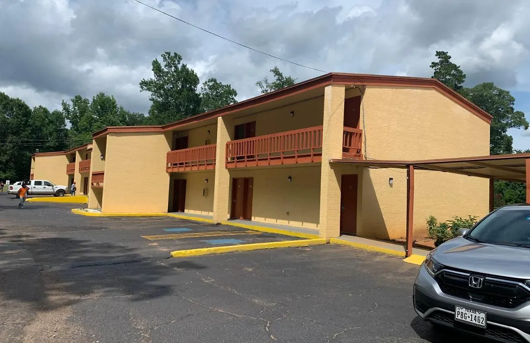 Executive Inn-1