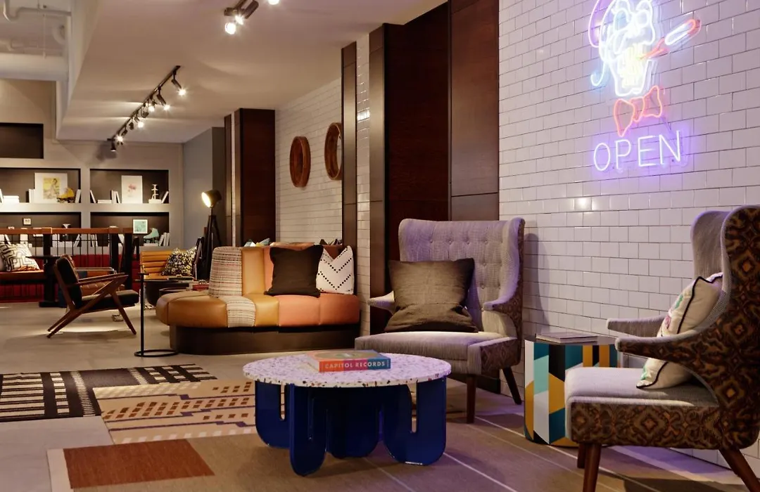 Moxy Richmond Downtown-1