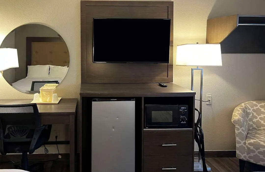 Econo Lodge Spring Lake Near Fort Bragg-1
