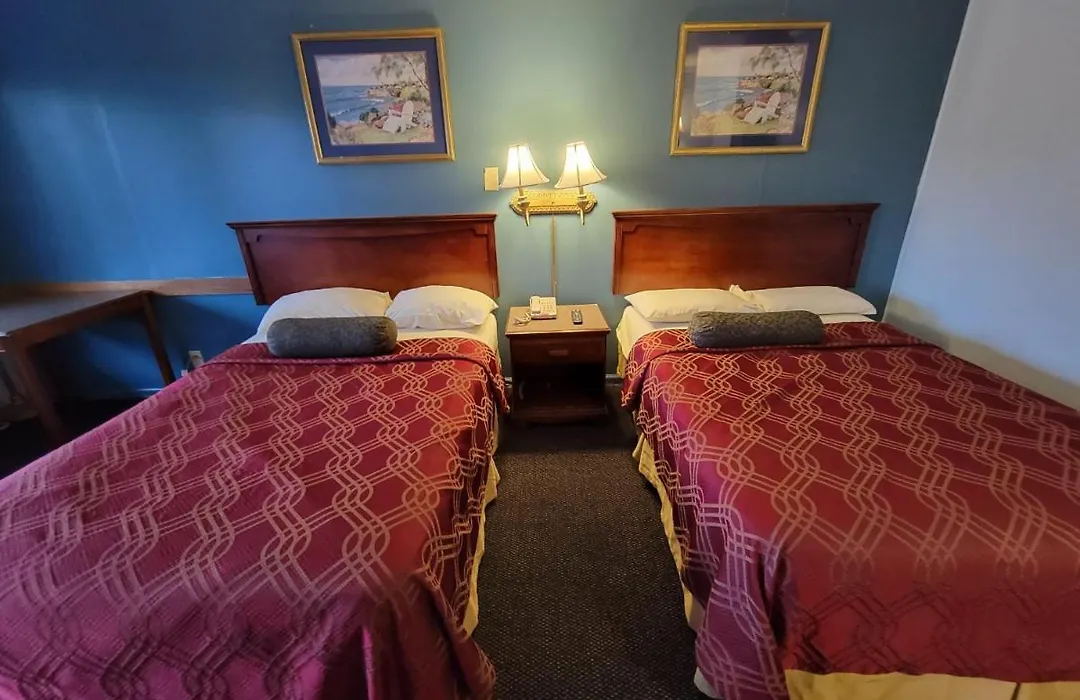 Sherwood Motel-1
