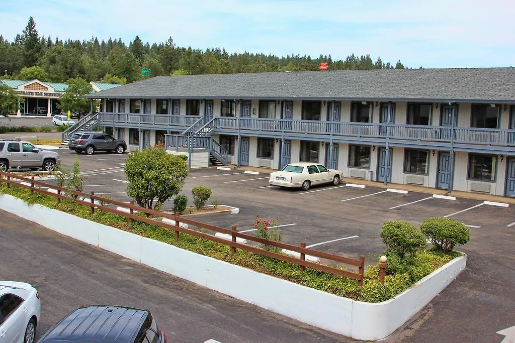 Gold Country Inn-1