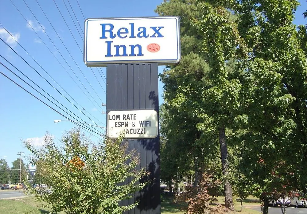 Relax Inn - Charlotte-1